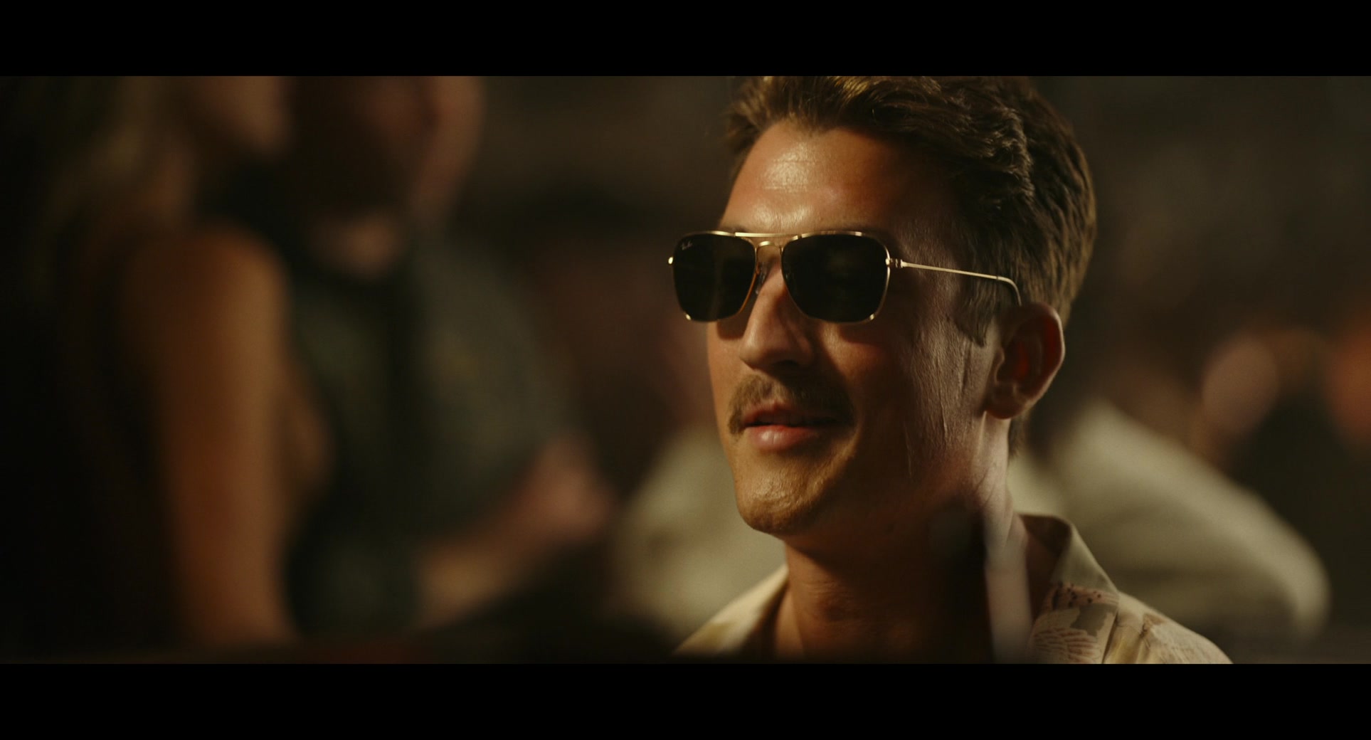 Ray-Ban Men's Sunglasses Of Miles Teller As LT Bradley 'Rooster' Bradshaw  In Top Gun: Maverick (2022)
