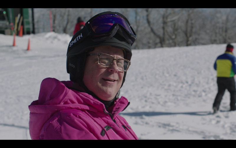 Smith Ski Goggles in Uncoupled S01E07 "Chapter 7" (2022)