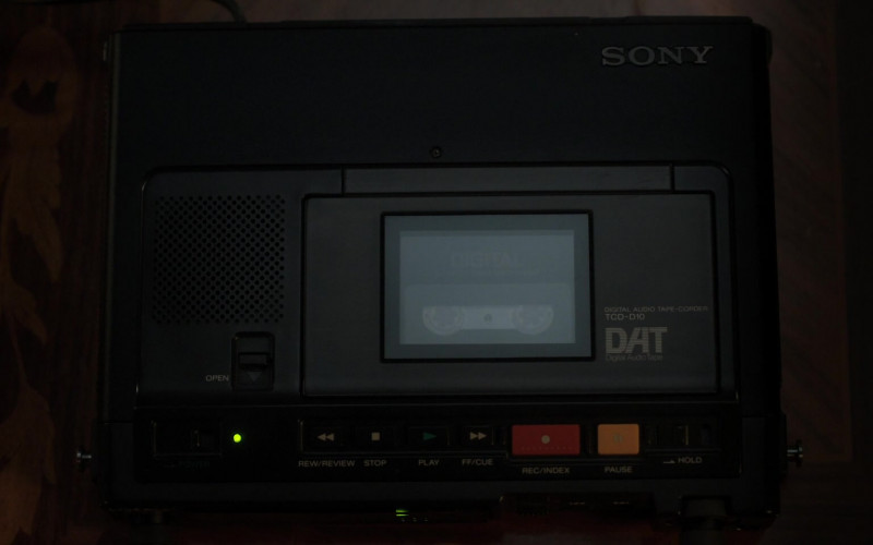Sony Digital Audio Tape-Corder TCD-D10 in For All Mankind S03E09 Coming Home (2022)