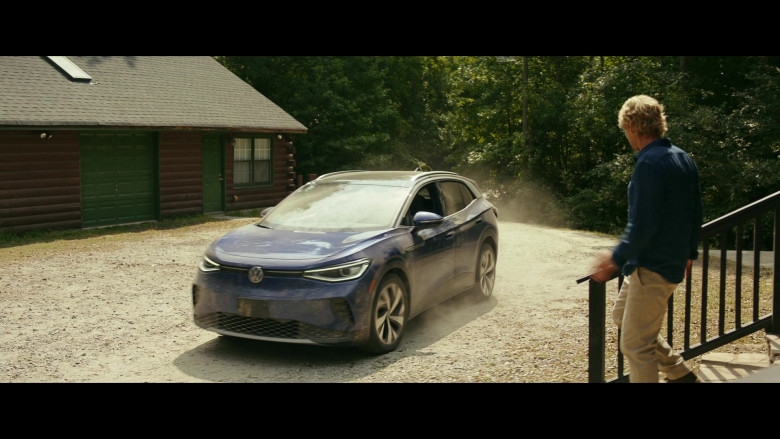 Volkswagen ID.4 fully electric small SUV in Secret Headquarters 2022 Movie (1)