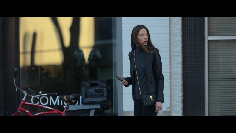 YSL Shoulder Bag of Michelle Monaghan in Echoes S01E05 Gina (2)