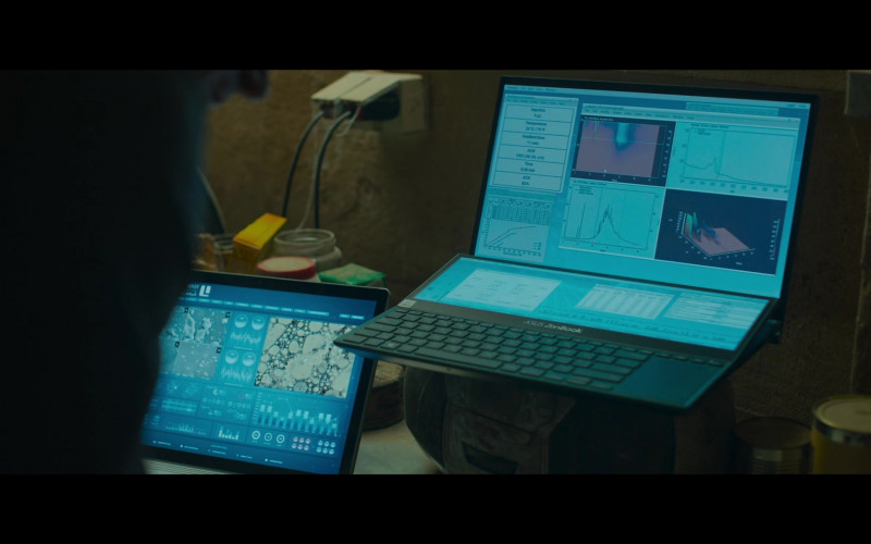 ASUS Zenbook Duo Laptop in Last Light S01E03 Darkness Falls (1)