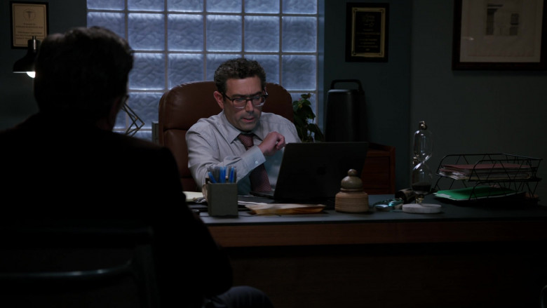 Apple MacBook Laptop in Chicago Med S08E01 How Do You Begin to Count the Losses (2)