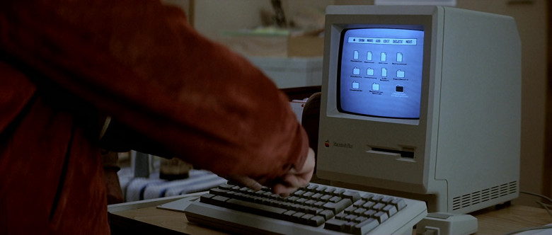 Apple Macintosh Plus Computer in Star Trek IV The Voyage Home (1)