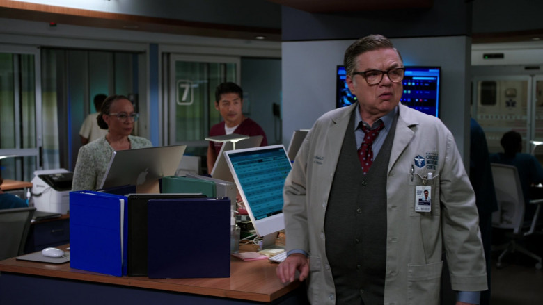 Apple iMac Computers in Chicago Med S08E01 How Do You Begin to Count the Losses (3)
