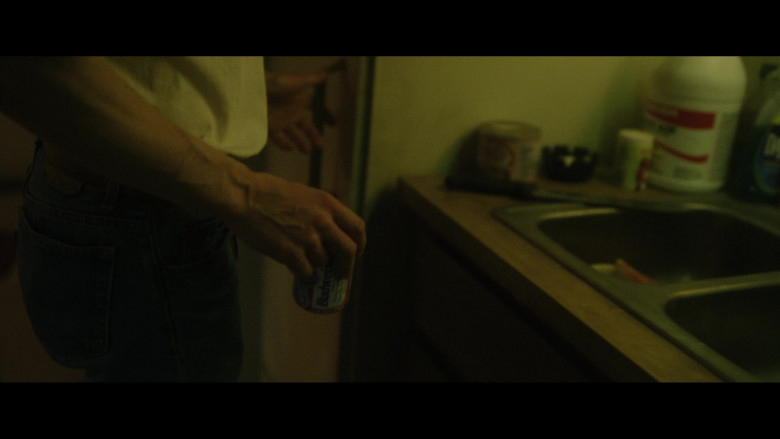 Budweiser Beer Cans in Monster The Jeffrey Dahmer Story S01E01 Episode One (3)