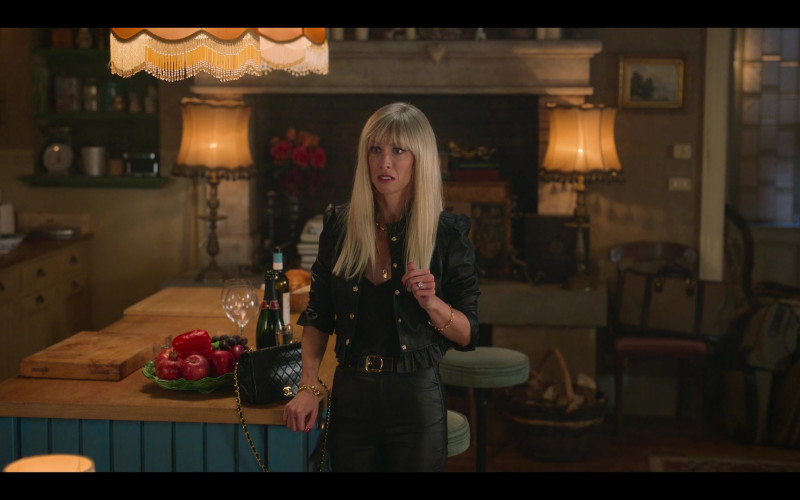 Chanel Handbag of Laura Hopper as Cassie in Love in the Villa (2022)