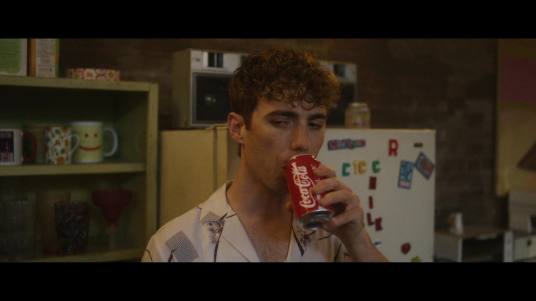 Coca-Cola Soda in Monster The Jeffrey Dahmer Story S01E06 Silenced (3)