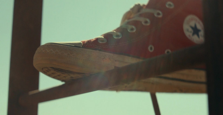 Converse Sneakers of Virginia Gardner as Shiloh Hunter in Fall (1)