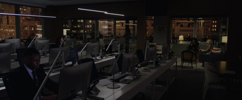 Dell Monitors in The Good Fight S06E01 The Beginning of the End (2022)
