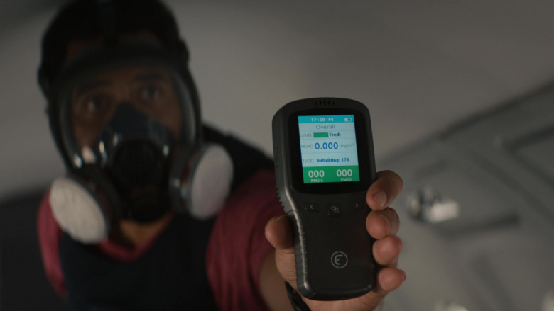 EG Air Quality Monitor, Formaldehyde Detector, Pollution Meter in NCIS Hawai'i S02E01 Prisoners' Dilemma (2022)