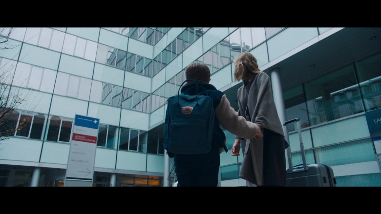 Fjallraven Kanken Backpack in Last Light S01E01 The Dawning (2022)