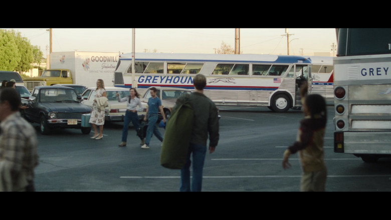 Greyhound Bus Lines in Monster The Jeffrey Dahmer Story S01E02 Please Don't Go (2)