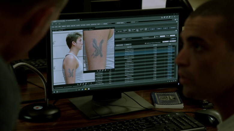 Logitech PC Keyboard in Chicago P.D. S10E02 The Real You (2022)