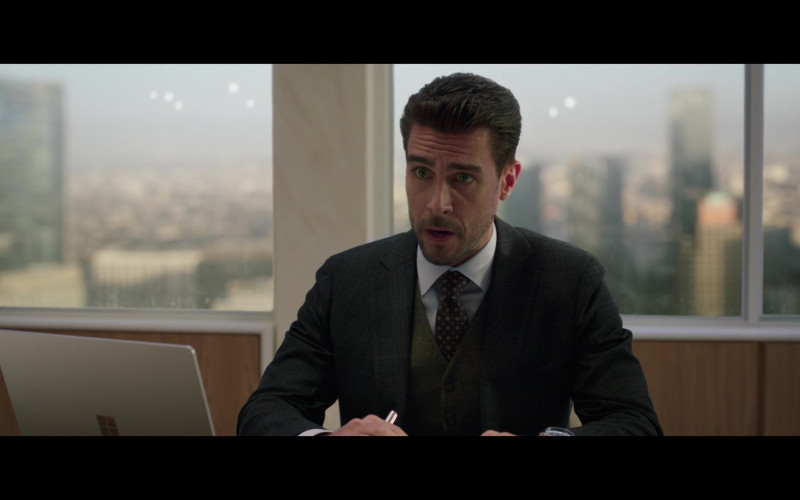 Microsoft Surface Laptop in She-Hulk Attorney at Law S01E03 The People vs. Emil Blonsky (2022)