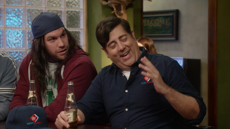 Miller High Life Beer in Kevin Can Fk Himself S02E02 The Way We Were (1)