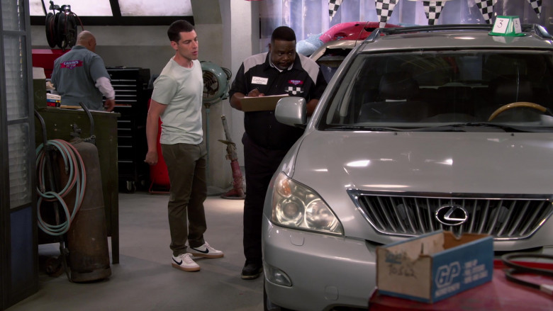 Nike Sneakers in The Neighborhood S05E02 Welcome to the Pit Stop How May I Help You (1)
