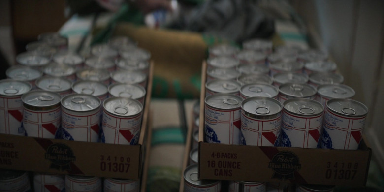 Pabst Blue Ribbon Beer in The Greatest Beer Run Ever 2022 Movie (4)
