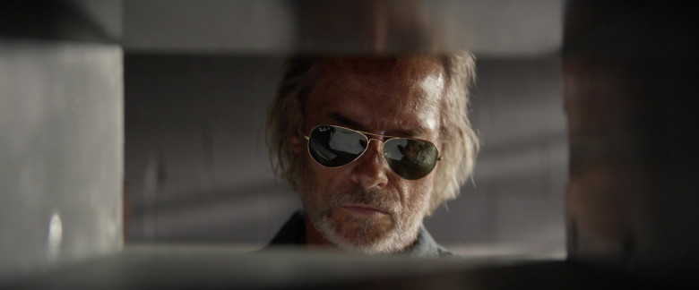 Ray-Ban Aviator Sunglasses of Guy Pearce as Bruce Cogburn in The Infernal Machine (2)