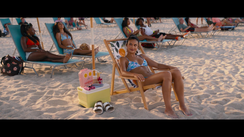 SUNNYLiFE Beach Sounds Candy Pink Retro Design Speaker of Camila Mendes as Drea in Do Revenge (2022)