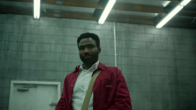 Valentino Red Shirt Worn by Donald Glover as Earnest ‘Earn' Marks in Atlanta S04E03 Born 2 Die (2)