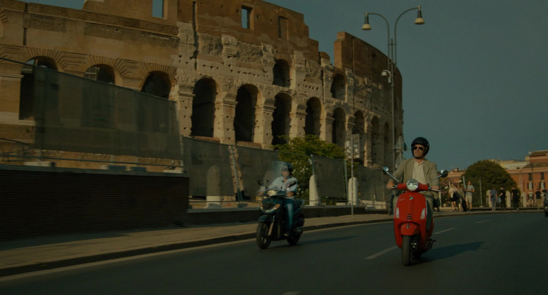 Vespa Piaggio Red Scooter of Jon Hamm as Irwin M. ‘Fletch' Fletcher in Confess, Fletch (1)