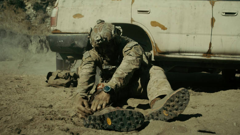 Vibram Boots in SEAL Team S06E01 Low-Impact (2022)