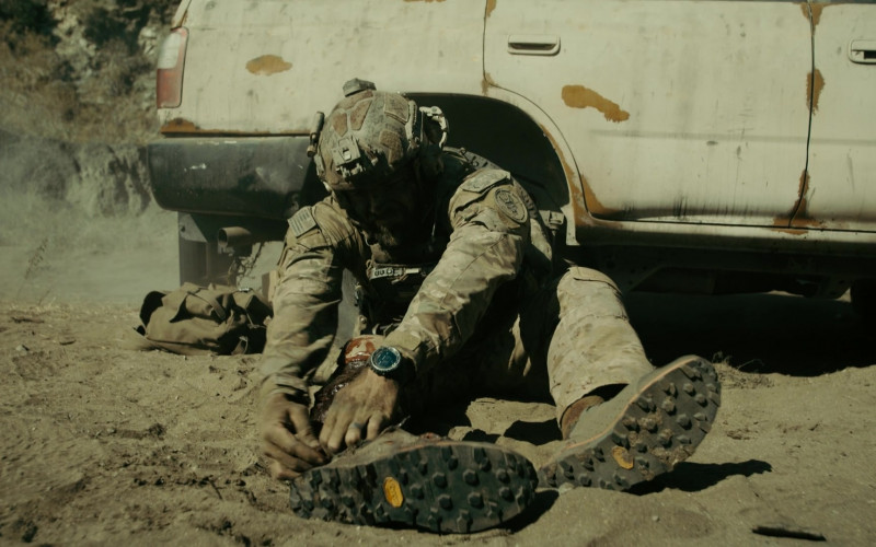 Vibram Boots in SEAL Team S06E01 Low-Impact (2022)