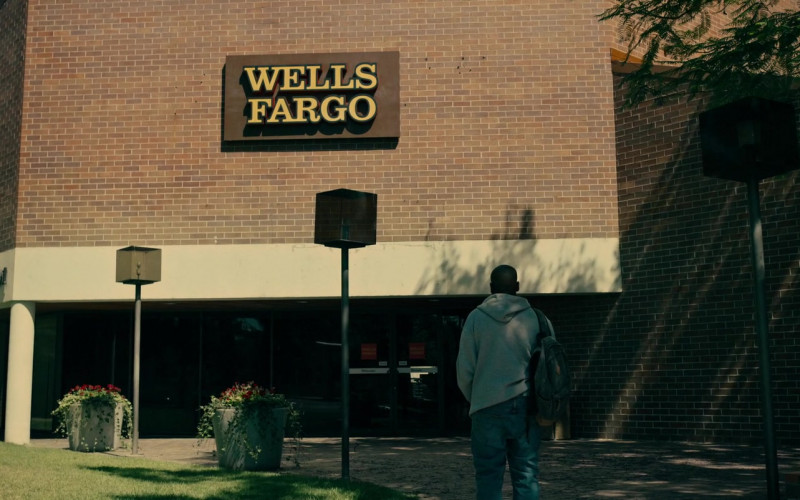 Wells Fargo Bank in Breaking (2022)