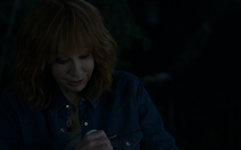 Wrangler Women’s Jacket of Reba McEntire as Sunny Barnes in Big Sky S03E02 The Woods Are Lovely, Dark and Deep (2022)