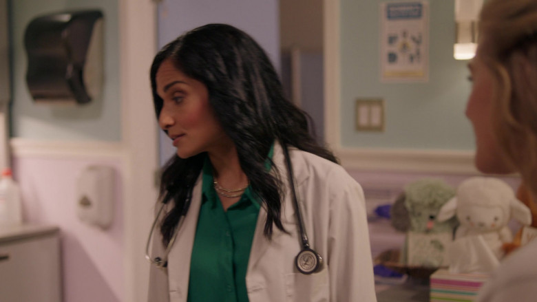 3M Littmann Stethoscope in Chesapeake Shores S06E08 I Get a Kick Out of You (2022)