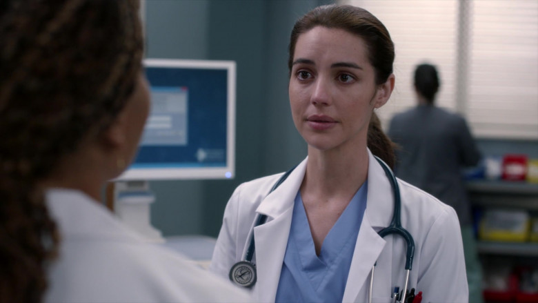 3M Littmann Stethoscopes in Grey's Anatomy S19E01 Everything Has Changed (2)