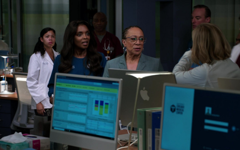 Apple iMac Computers in Chicago Med S08E04 The Apple Doesn't Fall Far from the Teacher (8)