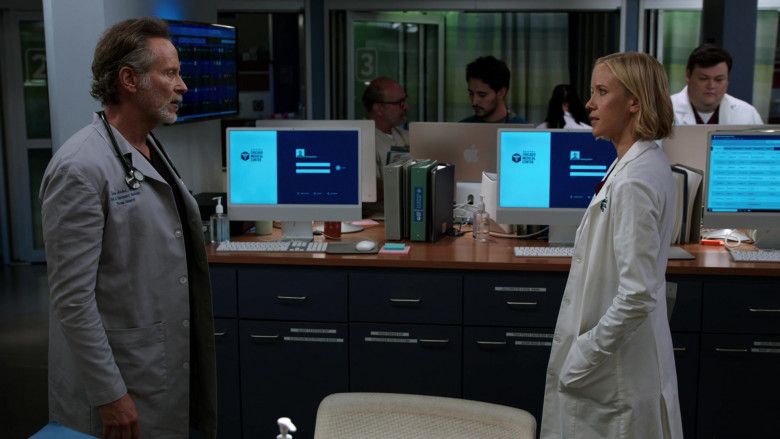 Apple iMac Computers in Chicago Med S08E04 The Apple Doesn't Fall Far from the Teacher (9)