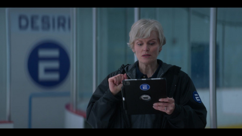 Apple iPad Tablet in The Mighty Ducks Game Changers S02E02 Out of Bounds