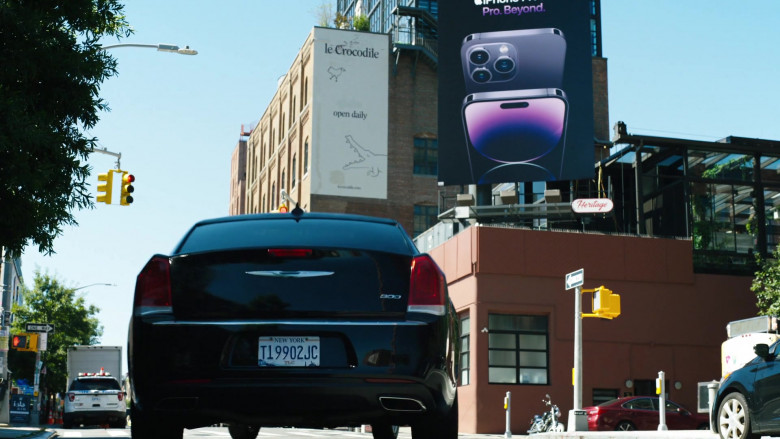 Apple iPhone 14 Pro Smartphone Billboard in Law & Order Organized Crime S03E03 Catch Me if You Can (2022)