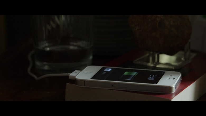 Apple iPhone Smartphone of Jaeden Martell as Craig in Mr. Harrigan's Phone (5)