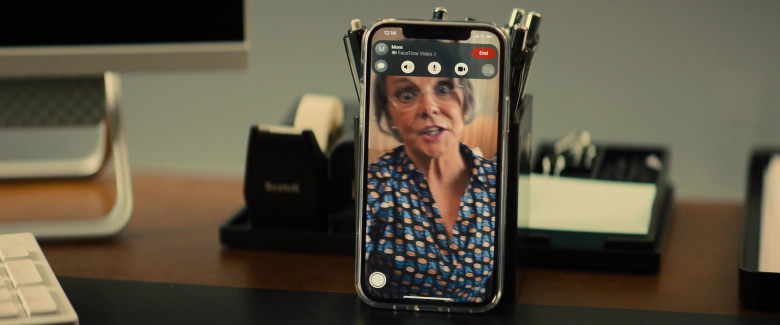 Apple iPhone and Face Time App in Bros (2022)