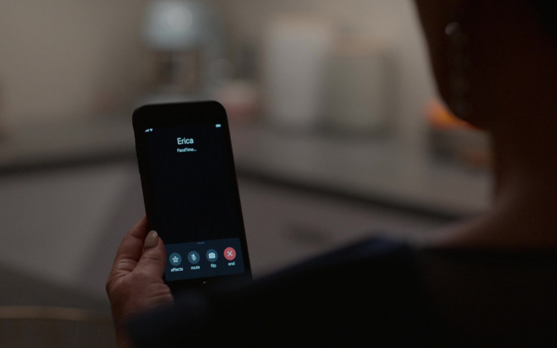 Apple iPhone and FaceTime App in So Help Me Todd S01E03 Second Second Chance (2022)