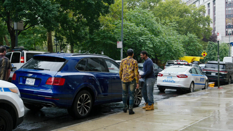 Bentley Bentayga SUV in Law & Order Organized Crime S03E05 Behind Blue Eyes (2)
