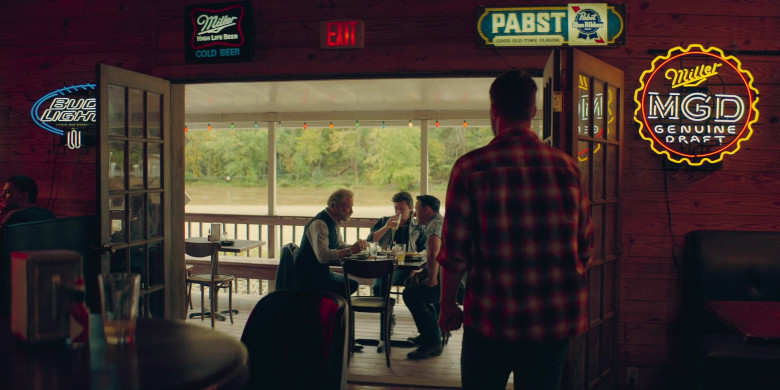 Bud Light, Miller High Life, Pabst Blue Ribbon and MGD Genuine Draft Beer Signs in The Peripheral S01E03 Haptic Drift (1)
