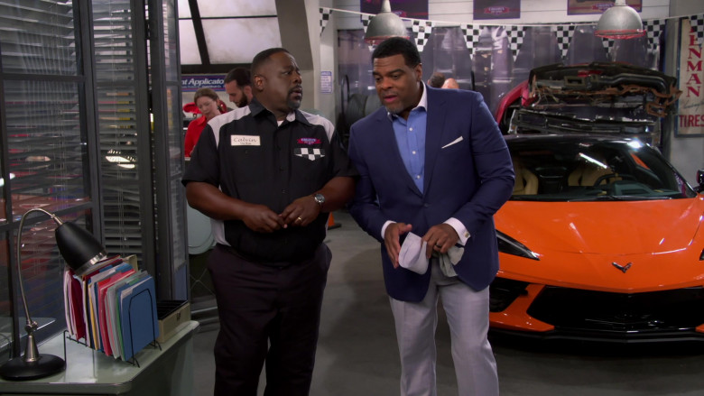 Chevrolet Corvette Car in The Neighborhood S05E06 Welcome to the Hot Prospect (2022)
