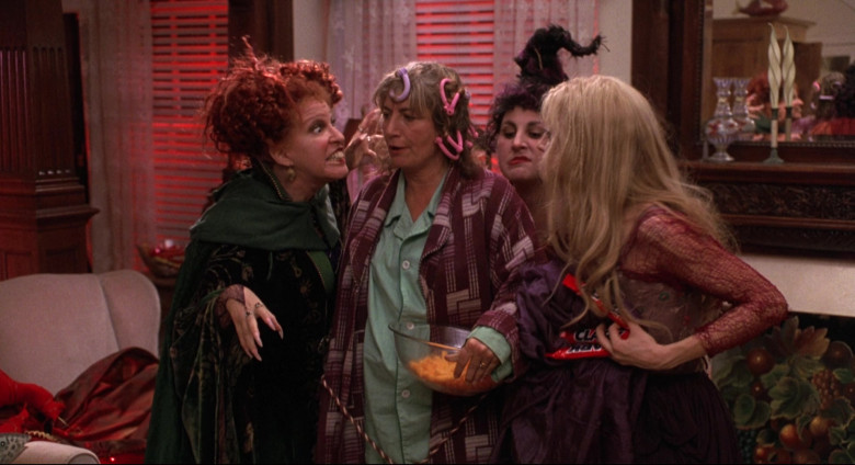 Clark Candy Bars in Hocus Pocus 1993 Movie (1)