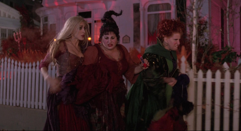 Clark Candy Bars in Hocus Pocus 1993 Movie (2)