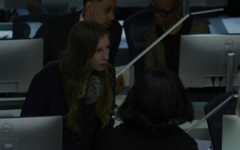 Dell Computer Monitors in The Good Fight S06E07 The End of STR Laurie (1)