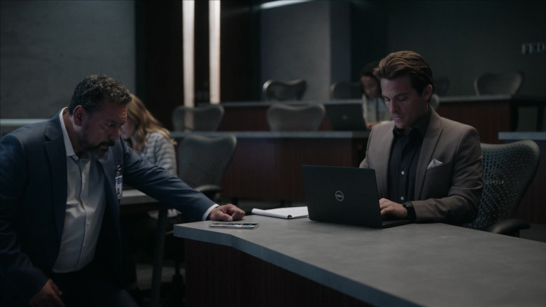 Dell Laptops in The Rookie Feds S01E05 Felicia (2)