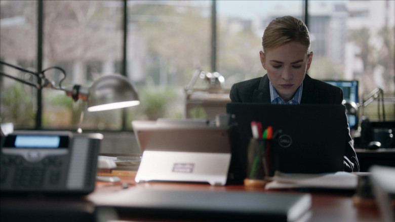 Dell Laptops in The Rookie Feds S01E05 Felicia (5)
