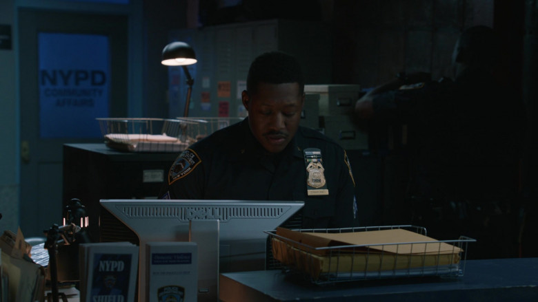 Dell Monitor in Blue Bloods S13E01 Keeping the Faith (2022)