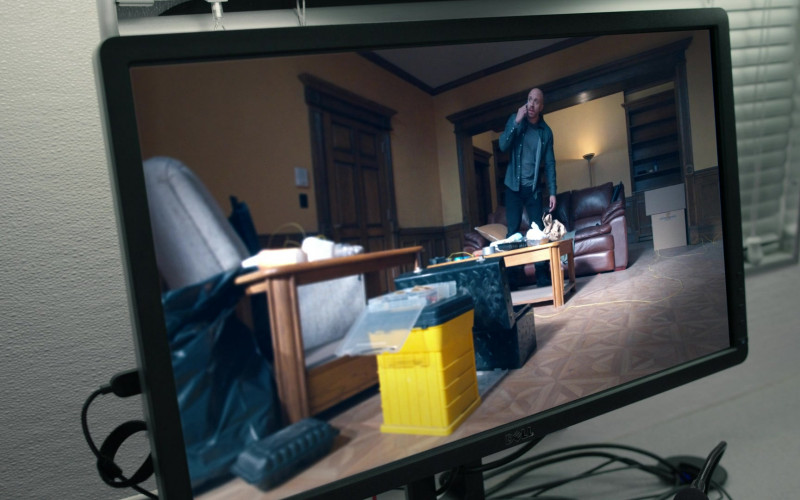 Dell Monitor in East New York S01E04 Snapped (2022)