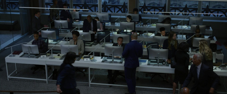 Dell Monitors and Cisco Phones in The Good Fight S06E07 The End of STR Laurie (1)